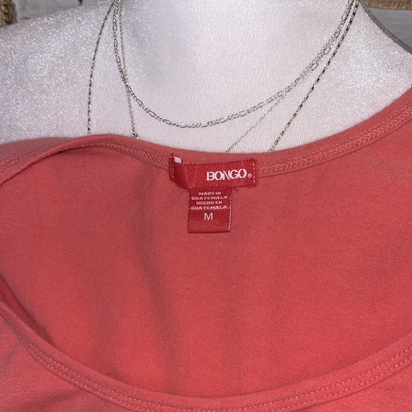 Bongo Coral Scoop Neck Fitted T-Shirt with Ruched Sides, Women’s Size Medium. - Picture 10 of 10